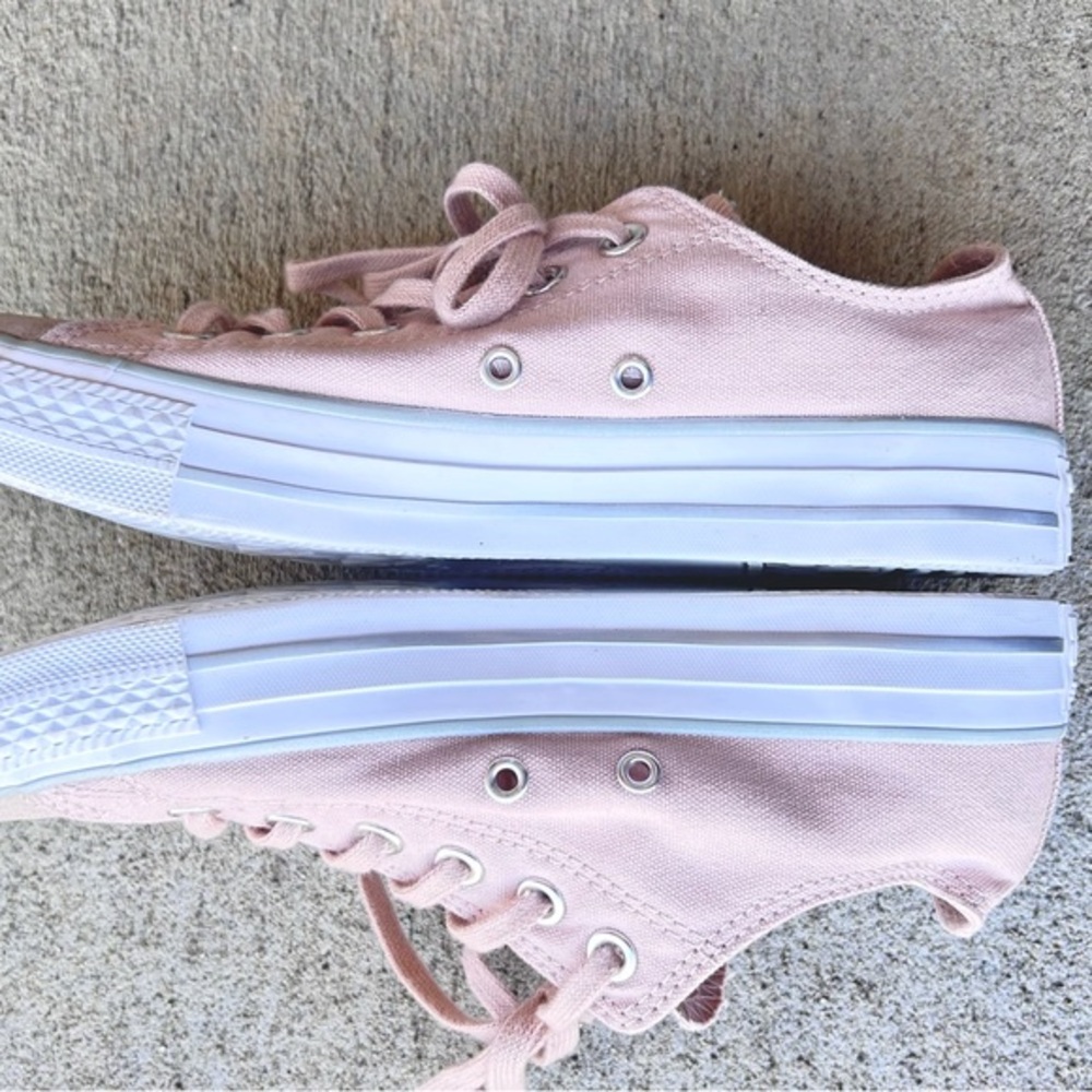 Converse all stars women’s low top light pink sneakers with shimmer toe size 8 - Picture 8 of 13